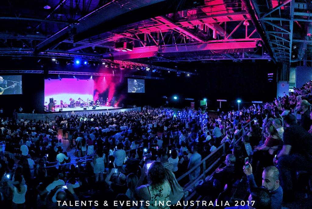 Talents & Events - Audience and stage atmosphere